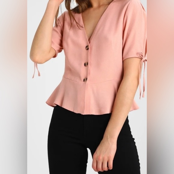 Topshop Pink Buttoned Peplum Viscose V-neck coquette feminine Blouse size Small - Picture 1 of 8